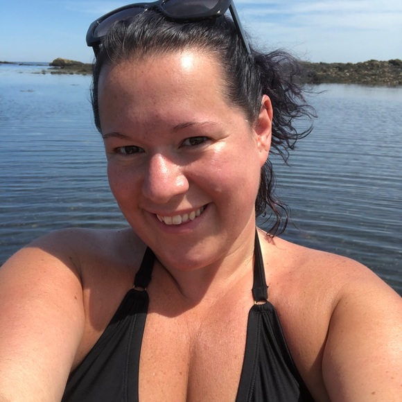 Meet your Posher, Glorya - Picture 6 of 6